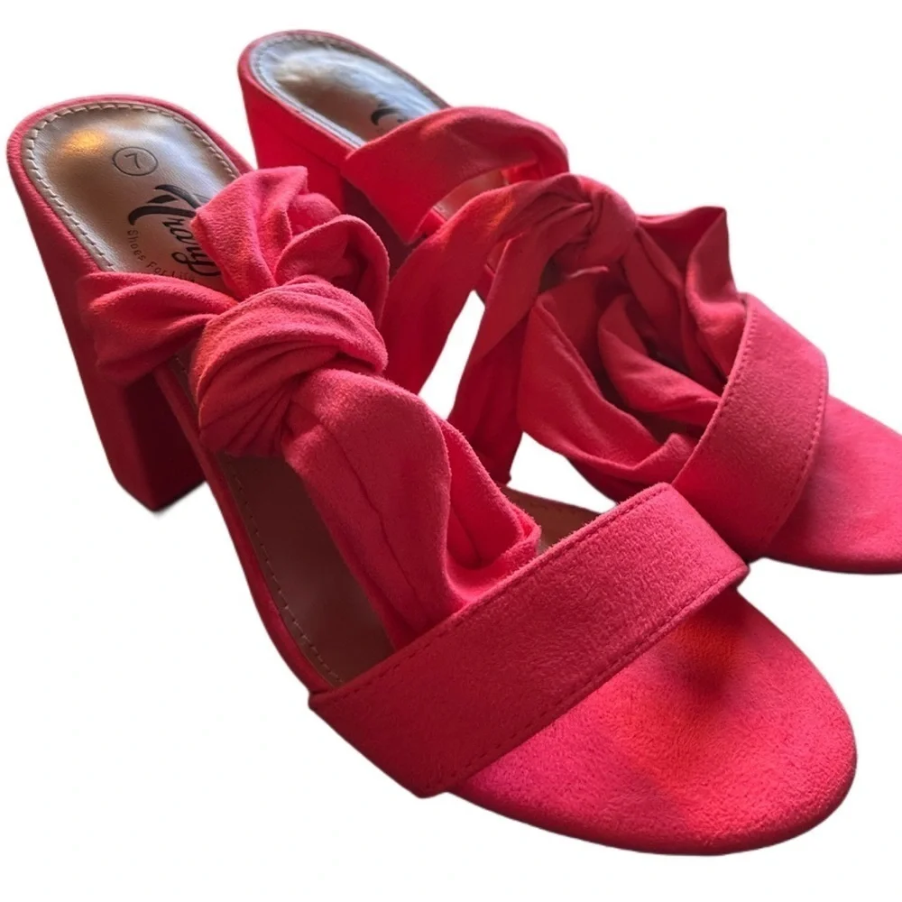 NEW TRARY PINK CHUNKY HEELS STRAPPY OPEN TOE COMFORTABLE TIE UP HEELS SIZE 7